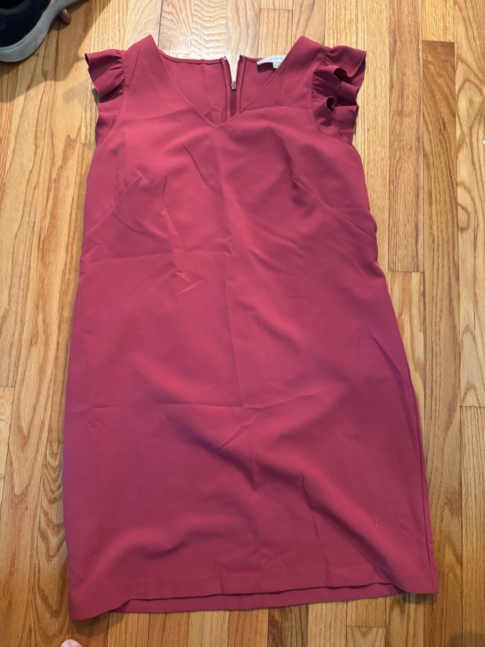 LOFT Magenta Pencil Skirt